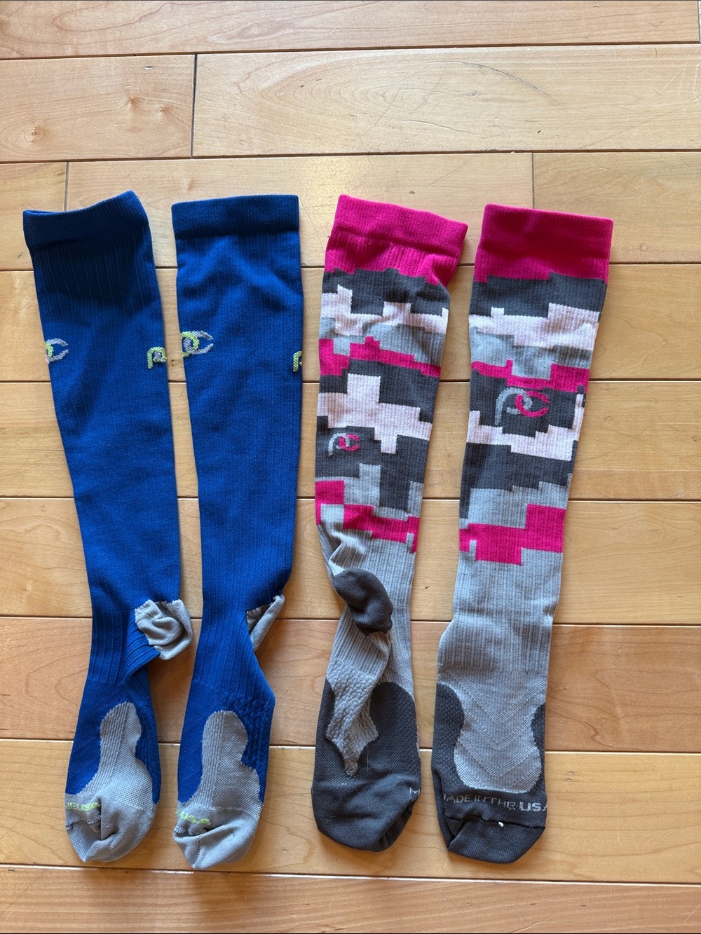 Pro Compression Women’s Knee-High Performance Socks - Blue & Pink